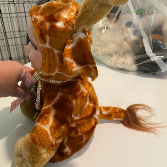 Giraffe stuffy porcelain face - Picture 2 of 2